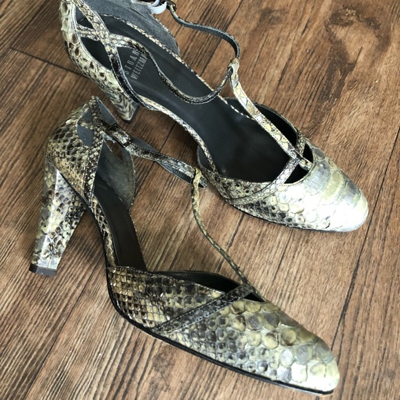 Stuart Weitzman snakeskin high-heeled strap shoes - Picture 3 of 5